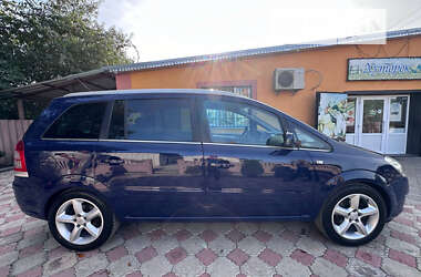 Мінівен Opel Zafira 2010 в Дніпрі