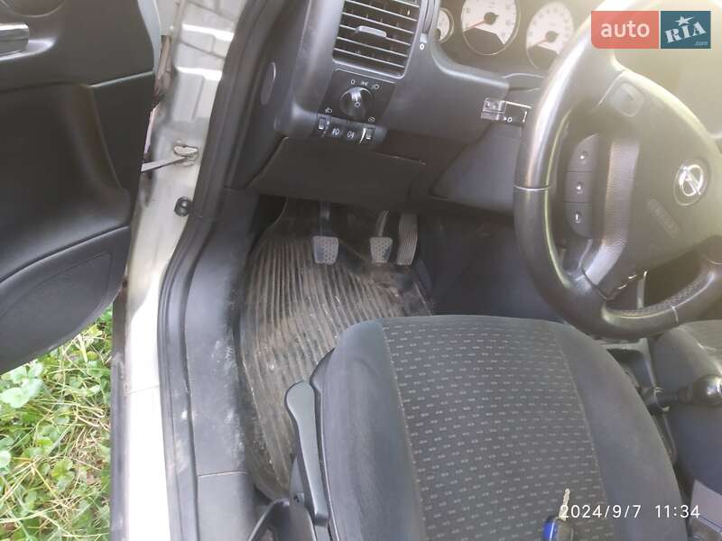 Мінівен Opel Zafira 2003 в Бучачі