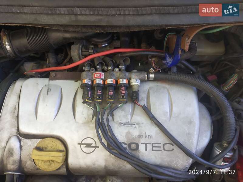 Мінівен Opel Zafira 2003 в Бучачі