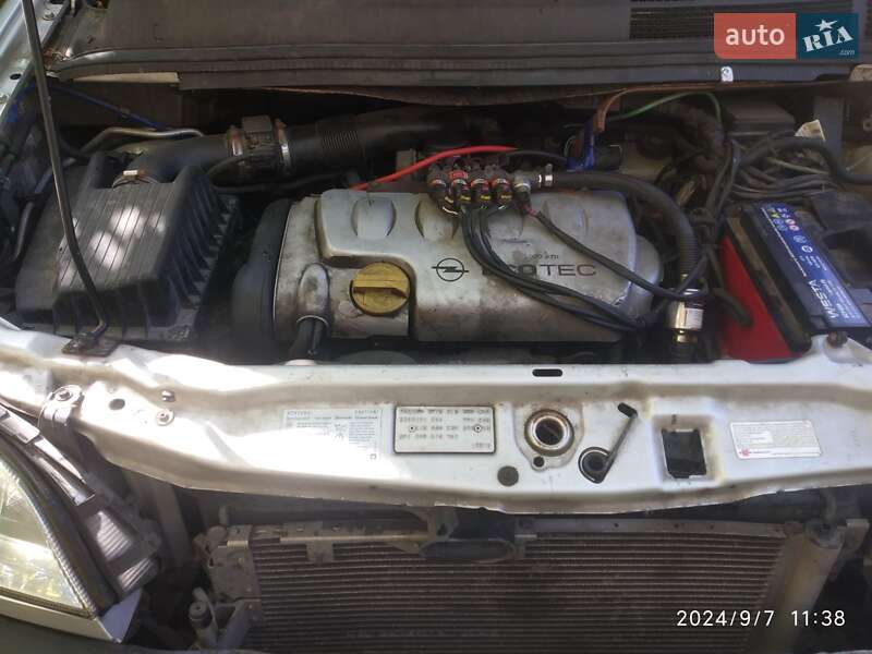 Мінівен Opel Zafira 2003 в Бучачі