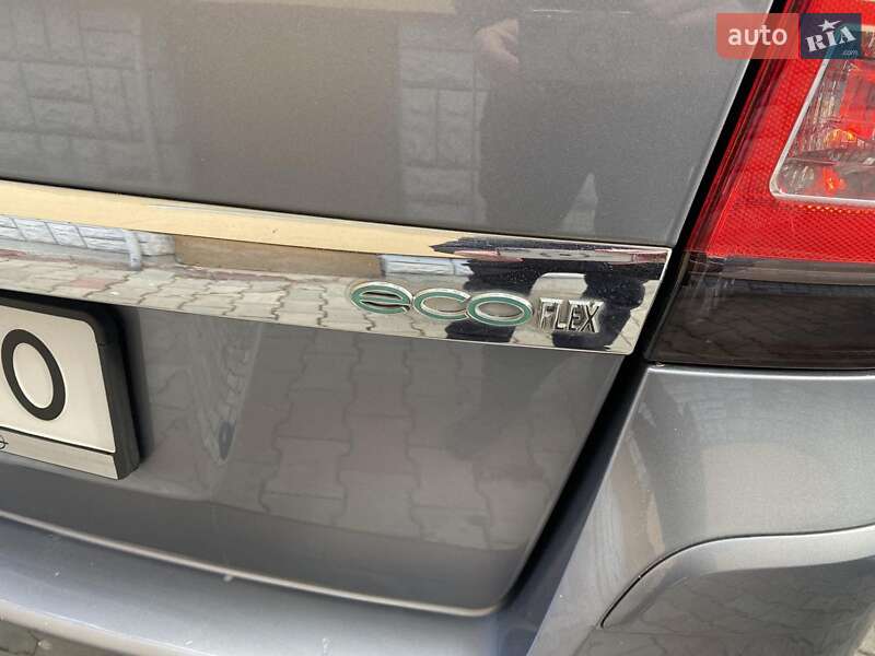 Мінівен Opel Zafira 2011 в Здолбуніві