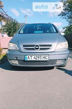 Минивэн Opel Zafira 2004 в Ивано-Франковске