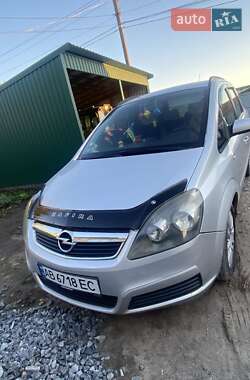 Минивэн Opel Zafira 2006 в Хмельнике