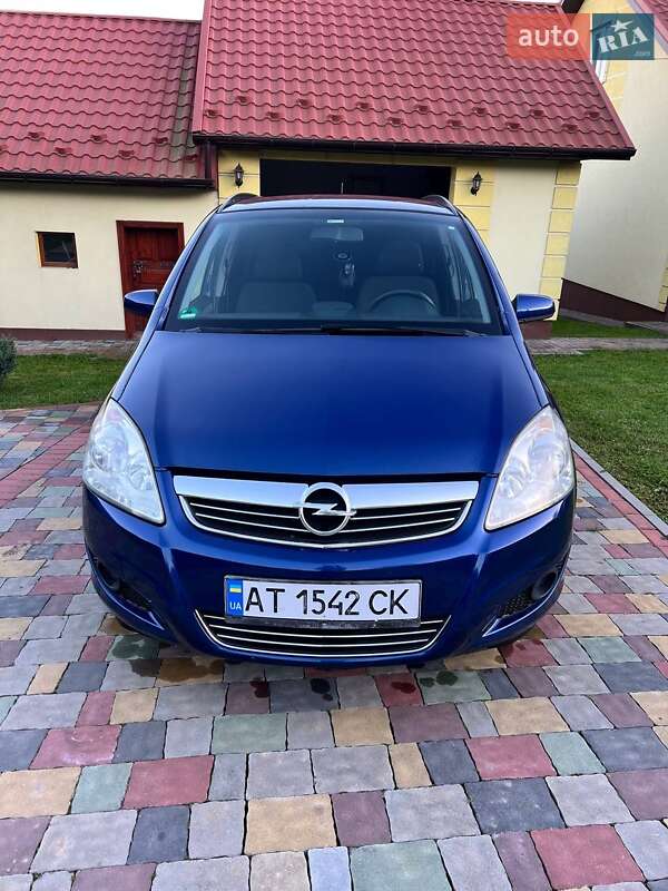 Opel Zafira 2008