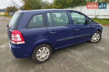 Минивэн Opel Zafira 2011 в Звягеле