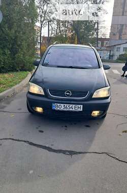 Минивэн Opel Zafira 2002 в Хмельницком