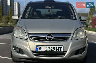 Мінівен Opel Zafira 2009 в Бучі