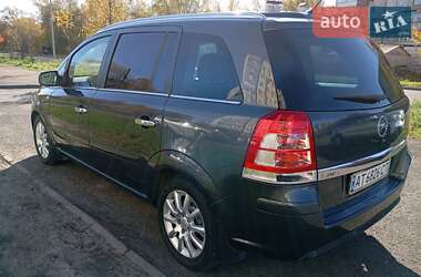 Мінівен Opel Zafira 2010 в Львові