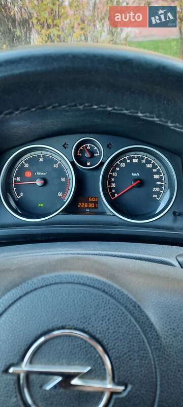 Мінівен Opel Zafira 2008 в Житомирі