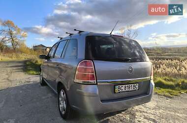 Минивэн Opel Zafira 2007 в 