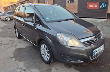 Минивэн Opel Zafira 2009 в Хмельницком