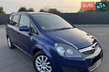 Мінівен Opel Zafira 2010 в Луцьку