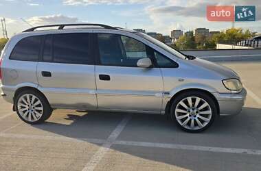 Минивэн Opel Zafira 1999 в Дружковке