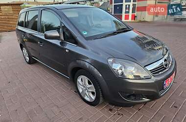 Минивэн Opel Zafira 2011 в Ровно