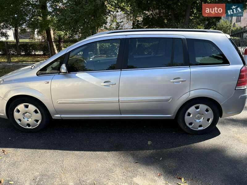 Мінівен Opel Zafira 2006 в Романківцях фото 4 Мінівен Opel Zafira 2006 в Романківцях
