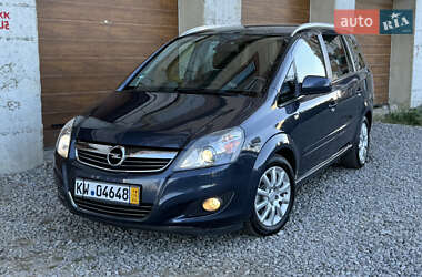 Минивэн Opel Zafira 2010 в Виннице