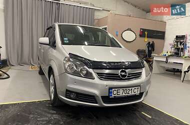 Минивэн Opel Zafira 2011 в Черновцах