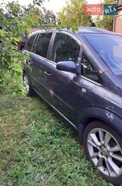 Минивэн Opel Zafira 2008 в 