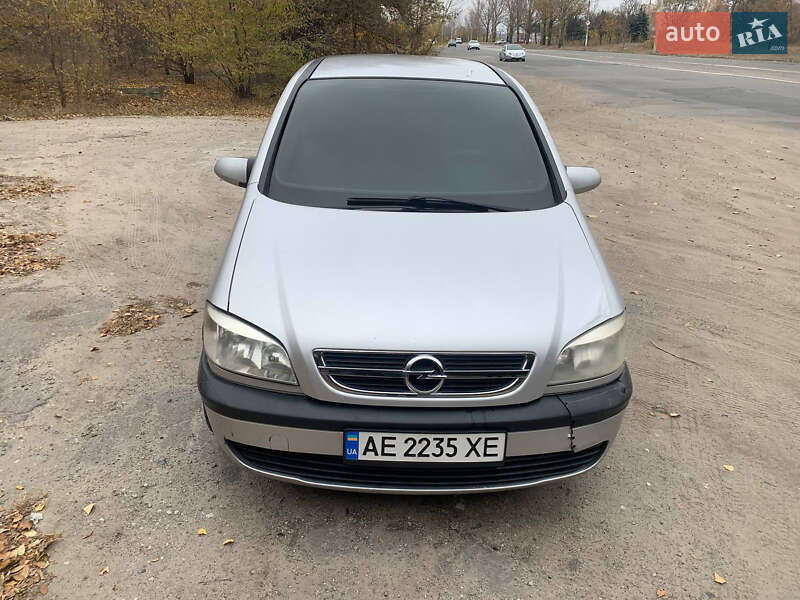 Opel Zafira 2004
