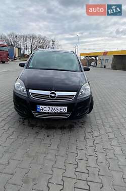 Минивэн Opel Zafira 2009 в 