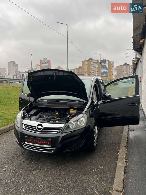 Минивэн Opel Zafira 2012 в Киеве фото 49 Минивэн Opel Zafira 2012 в Киеве