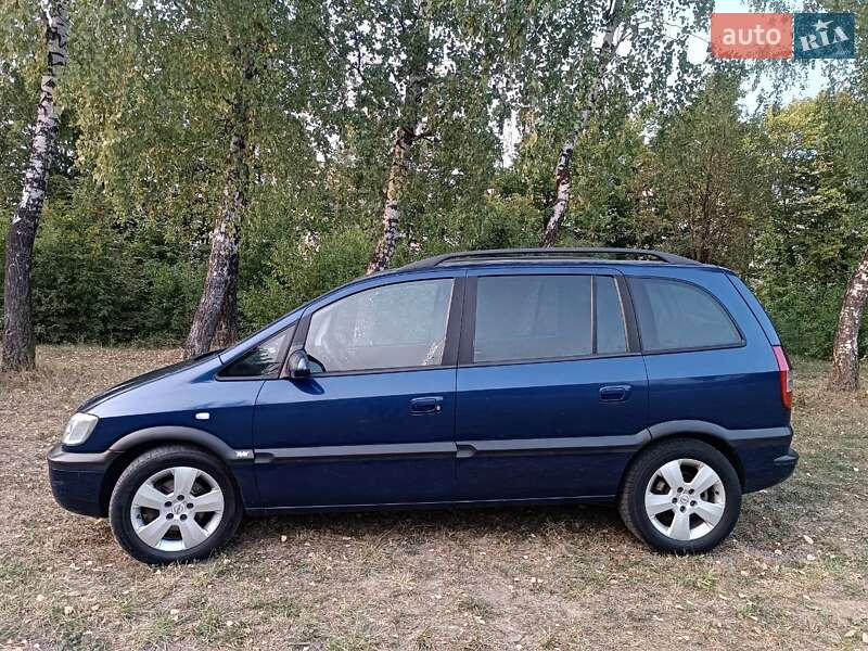 Минивэн Opel Zafira 2004 в Красилове