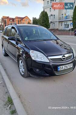 Мінівен Opel Zafira 2008 в Кропивницькому