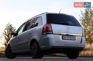 Минивэн Opel Zafira 2006 в Дрогобыче