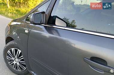 Минивэн Opel Zafira 2008 в 