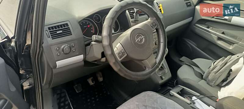 Минивэн Opel Zafira 2005 в Запорожье