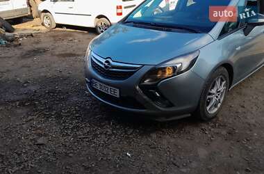 Минивэн Opel Zafira 2012 в 
