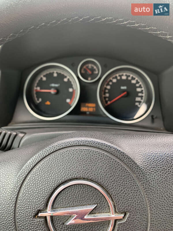 Мінівен Opel Zafira 2008 в Самборі