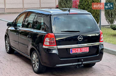 Минивэн Opel Zafira 2010 в Стрые