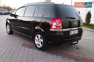 Минивэн Opel Zafira 2008 в Теофиполе