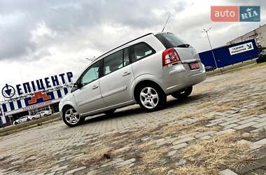 Минивэн Opel Zafira 2008 в Славуте