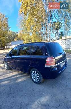 Минивэн Opel Zafira 2006 в Новояворовске