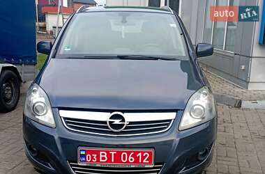 Минивэн Opel Zafira 2010 в Сумах