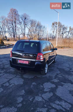 Минивэн Opel Zafira 2010 в Радивилове