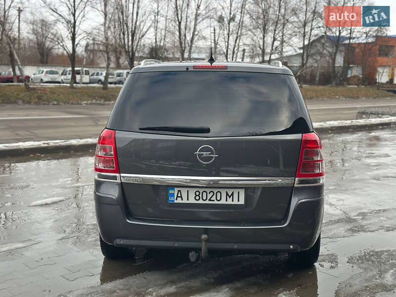 Минивэн Opel Zafira 2011 в Белой Церкви