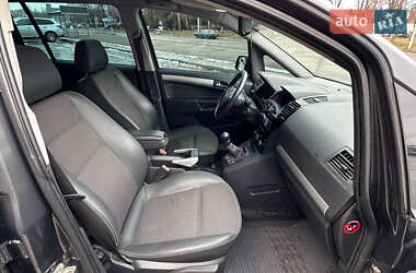 Мінівен Opel Zafira 2011 в 