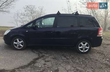 Минивэн Opel Zafira 2012 в Чугуеве