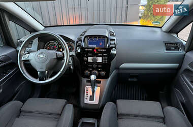 Минивэн Opel Zafira 2012 в Дрогобыче