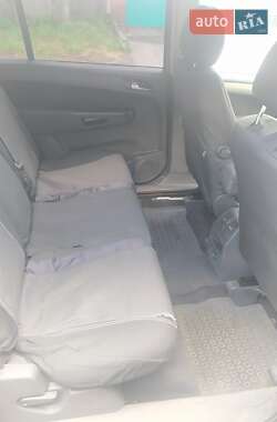 Минивэн Opel Zafira 2008 в 