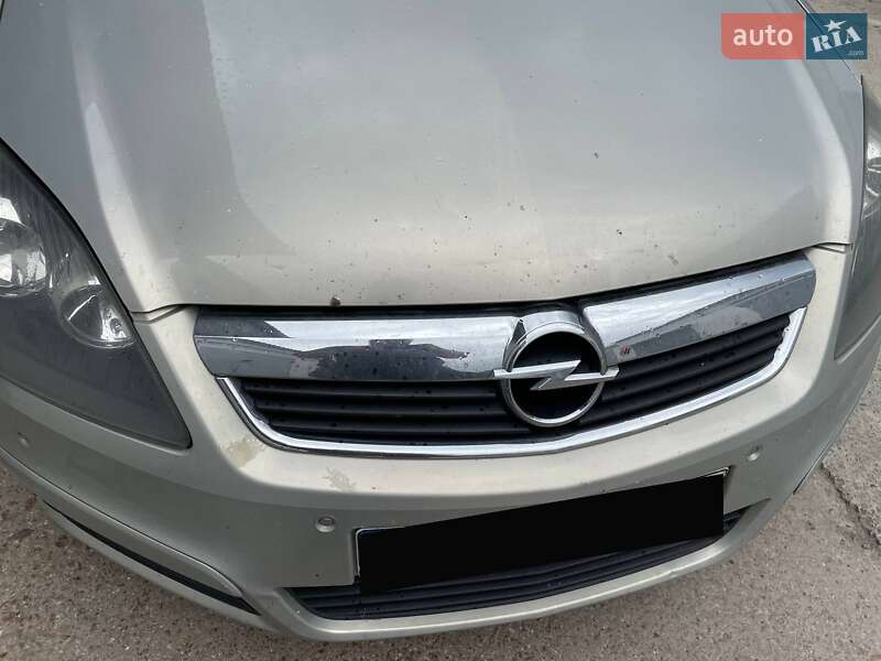 Минивэн Opel Zafira 2006 в Львове