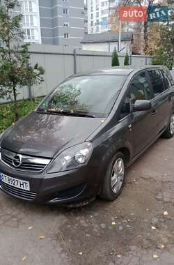 Мінівен Opel Zafira 2010 в Івано-Франківську