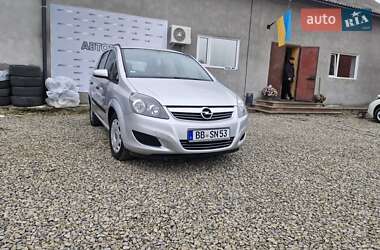 Минивэн Opel Zafira 2009 в Тернополе