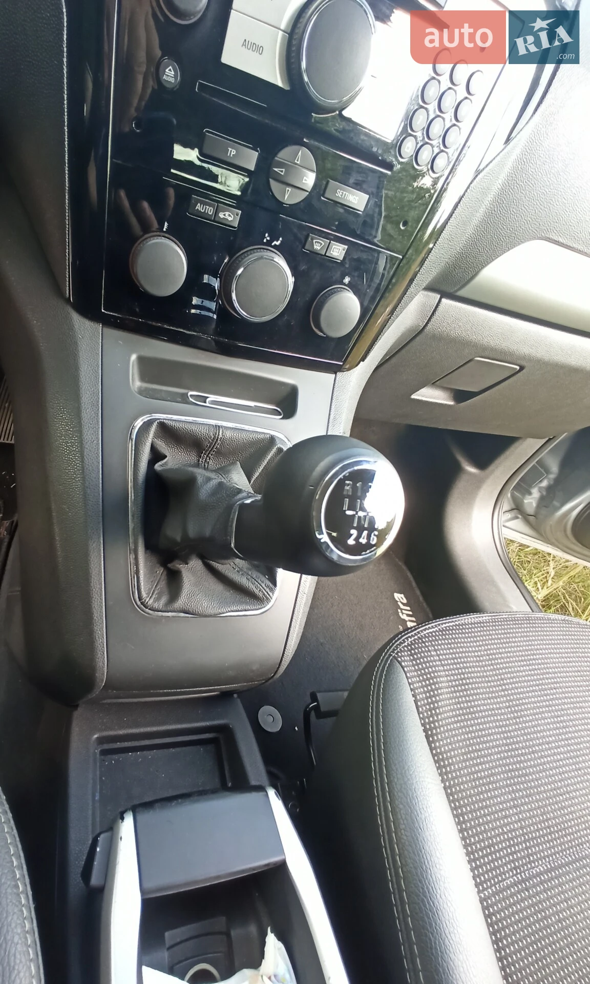 2010 Opel Zafira - мініатюра 15