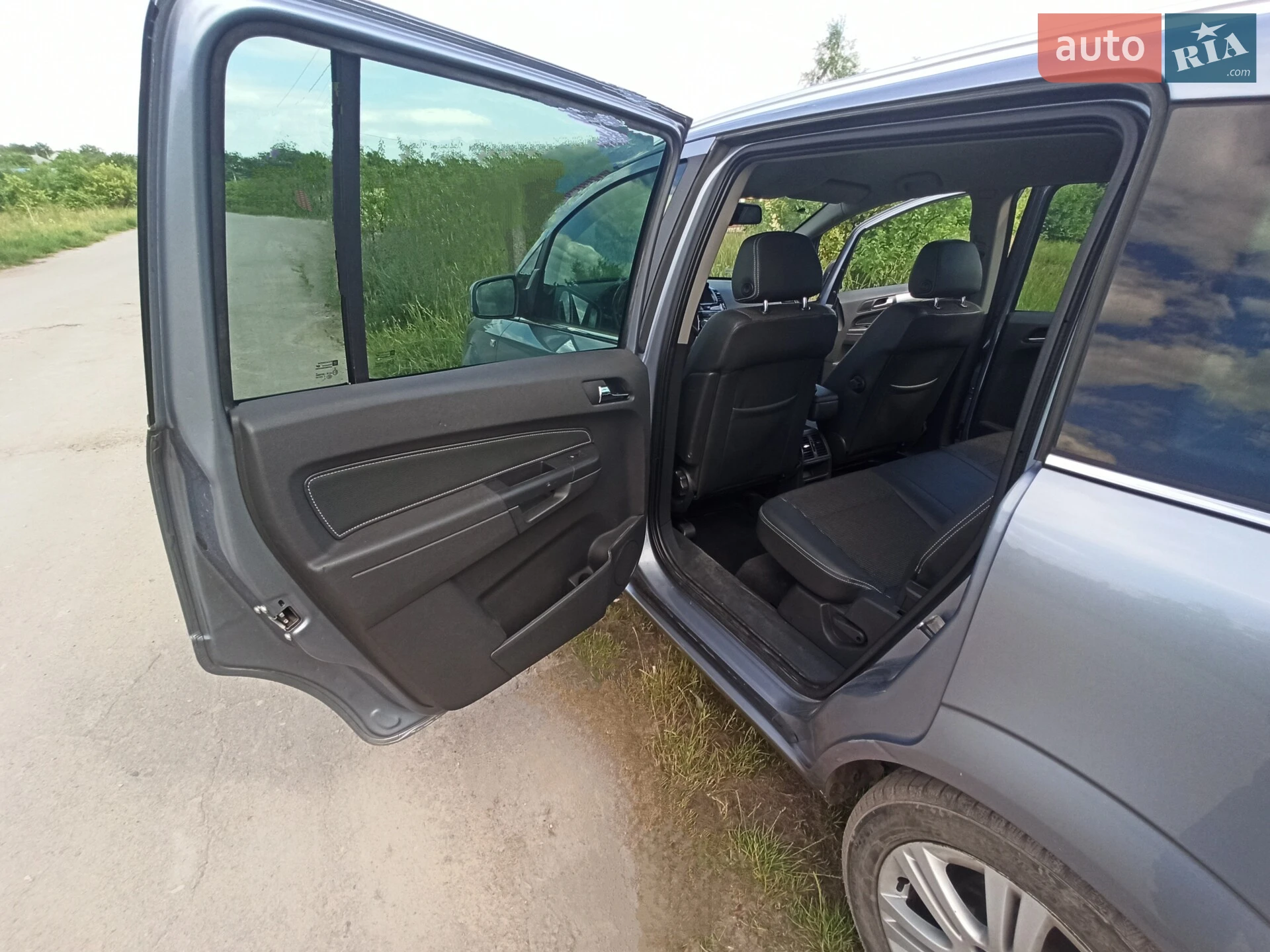2010 Opel Zafira - мініатюра 17