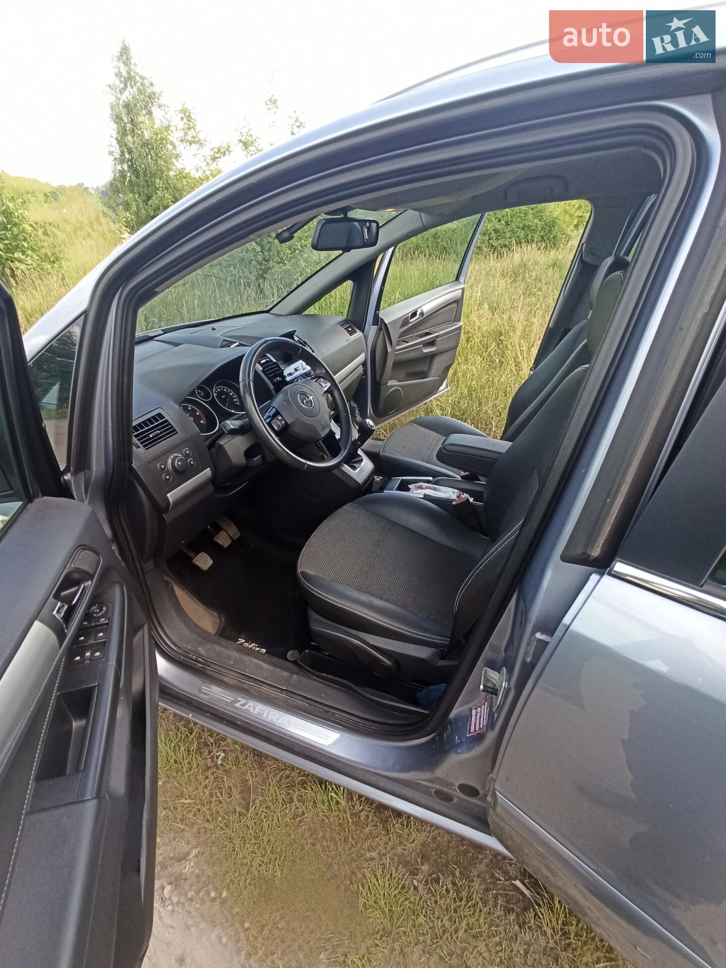 2010 Opel Zafira - мініатюра 21