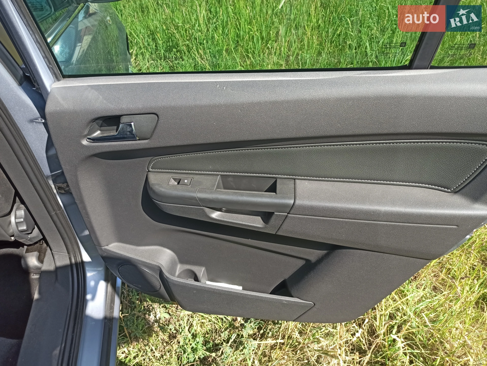 2010 Opel Zafira - мініатюра 24